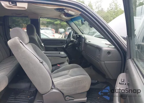 2004 Chevrolet Silverado 1500 Z71 из США, поврежденный, VIN 2GCEK19T741159899